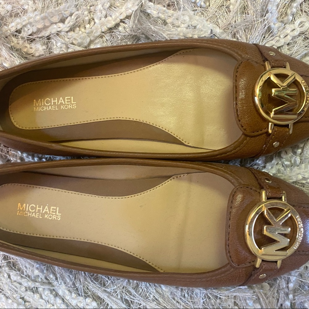 Michael Kors size 6 1/2 flats - never worn